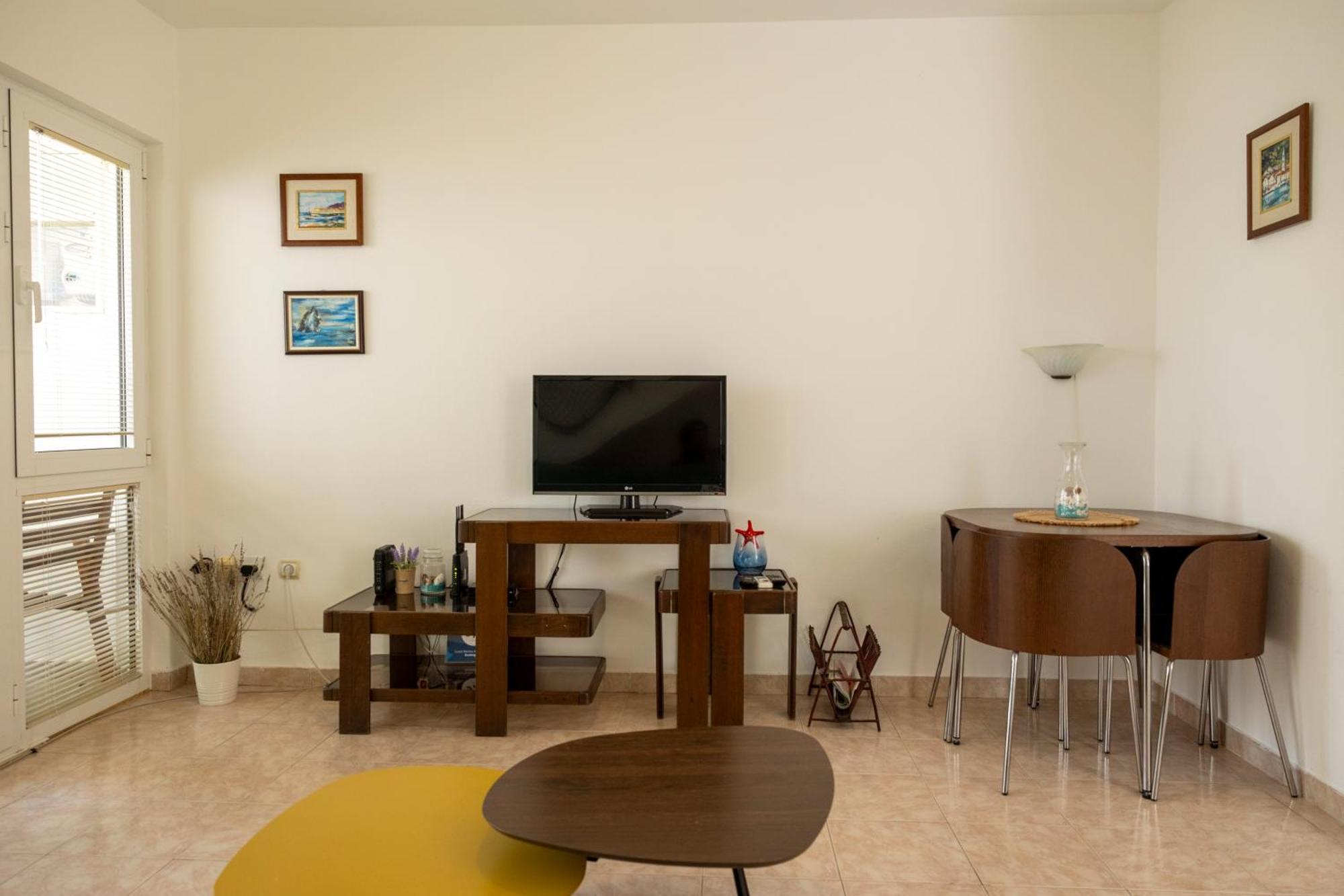 Three Palms Apartments Novakovic Petrovac Ngoại thất bức ảnh