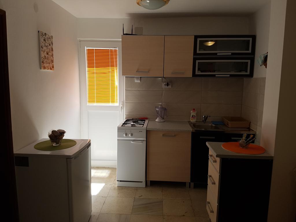 Three Palms Apartments Novakovic Petrovac Ngoại thất bức ảnh
